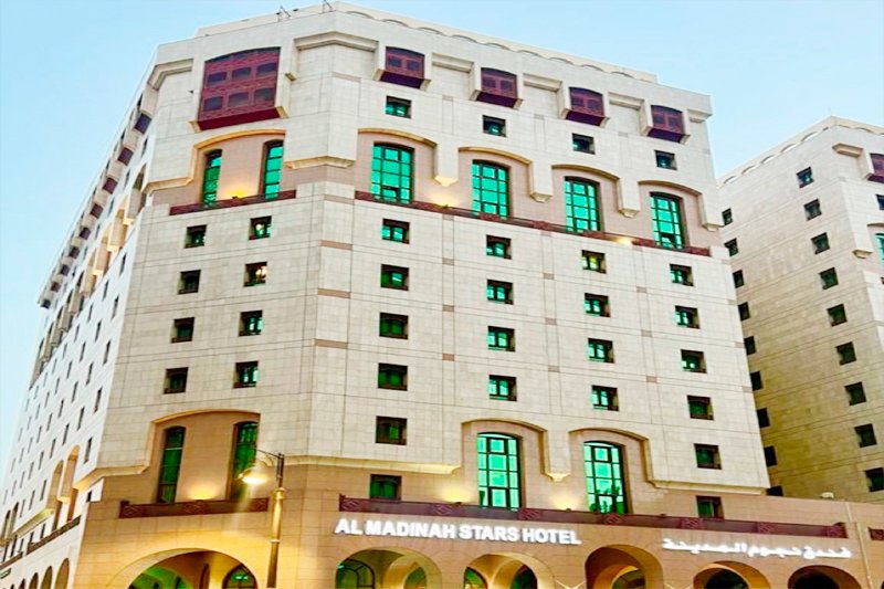 نجوم المدينة